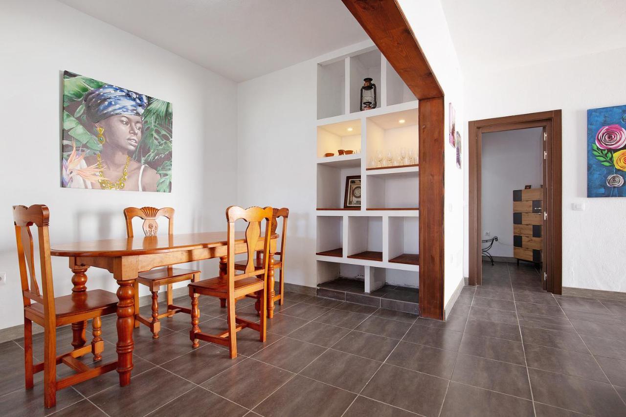 Casa Vieja Villa Puerto del Rosario  Exteriör bild